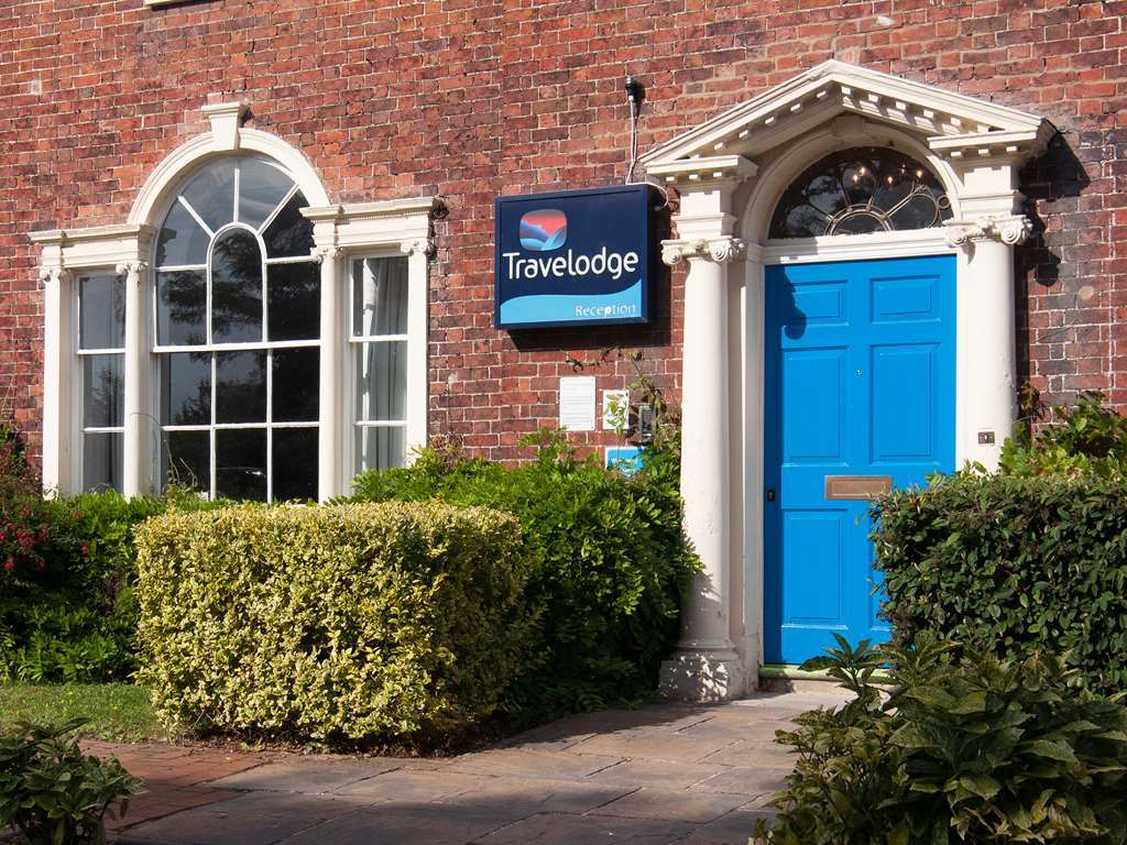 Travelodge Birmingham Kingswinford Extérieur photo
